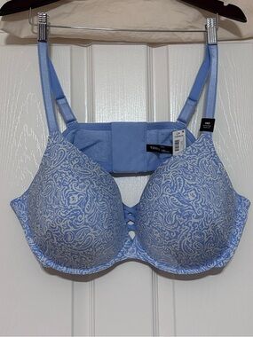Torrid Light Blue and White pattern wired T-Shirt Bra - NWT